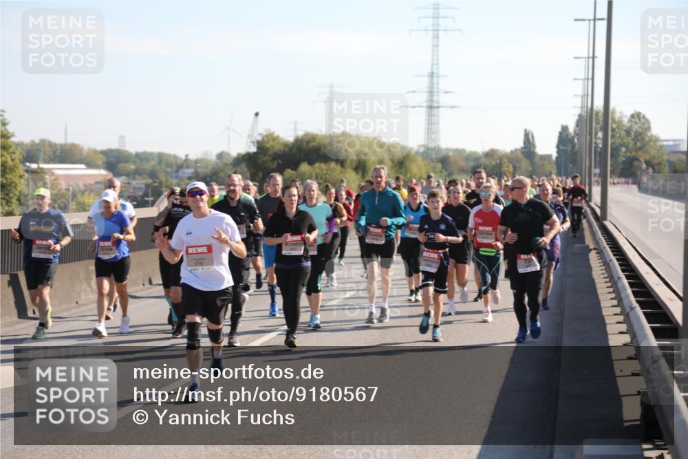 03.10.2025 - Köhlbrandbrückenlauf Yannick Fuchs http://msf.ph/oto/9180567 03.10.2025 11:21:37 Position 3  meine-sportfotos.de