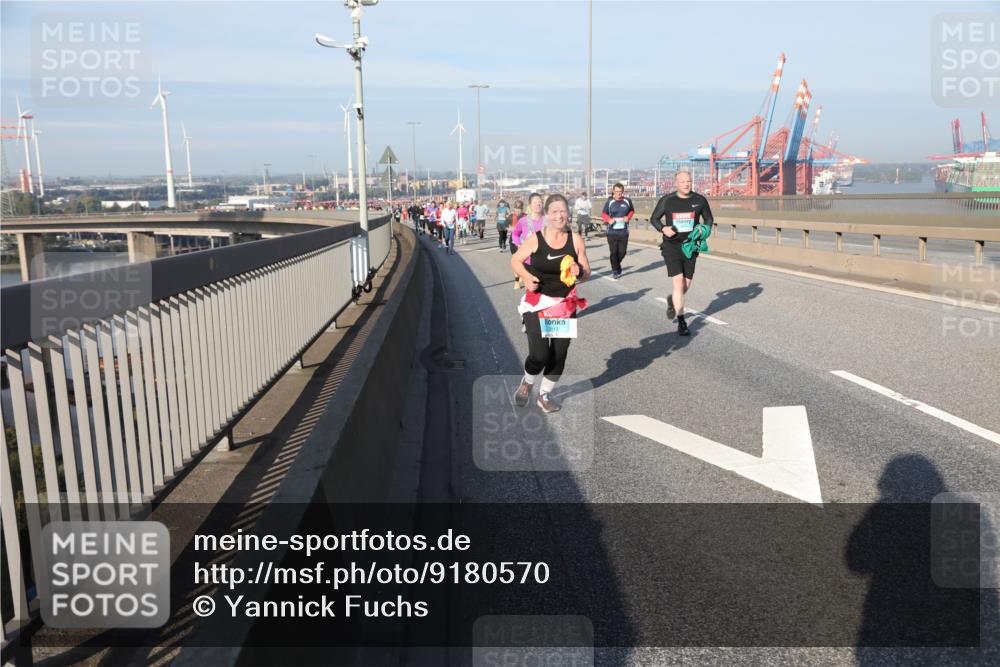 03.10.2025 - Köhlbrandbrückenlauf Yannick Fuchs http://msf.ph/oto/9180570 03.10.2025 08:54:58 Position 2  meine-sportfotos.de