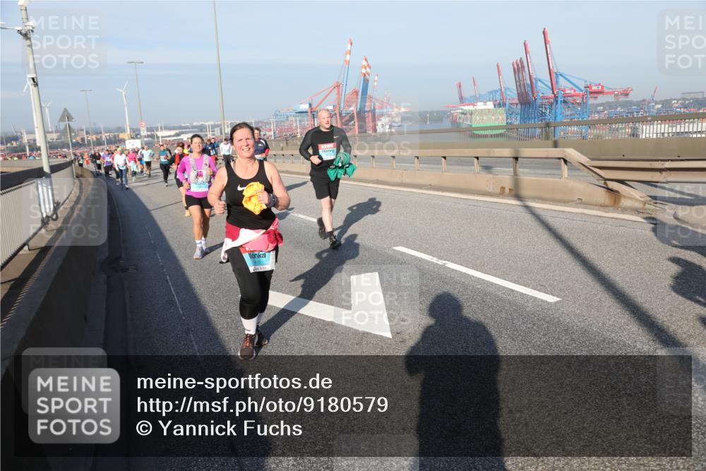 03.10.2025 - Köhlbrandbrückenlauf Yannick Fuchs http://msf.ph/oto/9180579 03.10.2025 08:54:59 Position 2  meine-sportfotos.de