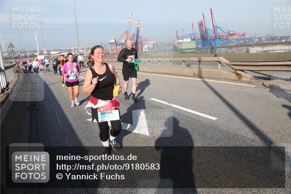 03.10.2025 - Köhlbrandbrückenlauf Yannick Fuchs http://msf.ph/oto/9180583 03.10.2025 08:54:59 Position 2 3113 meine-sportfotos.de