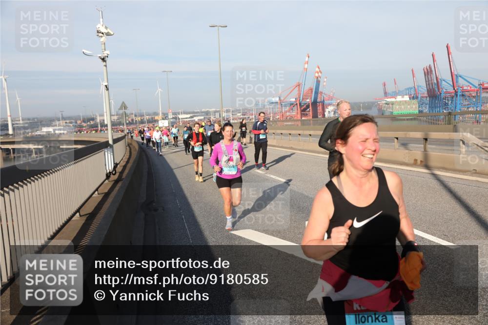 03.10.2025 - Köhlbrandbrückenlauf Yannick Fuchs http://msf.ph/oto/9180585 03.10.2025 08:55:00 Position 2  meine-sportfotos.de