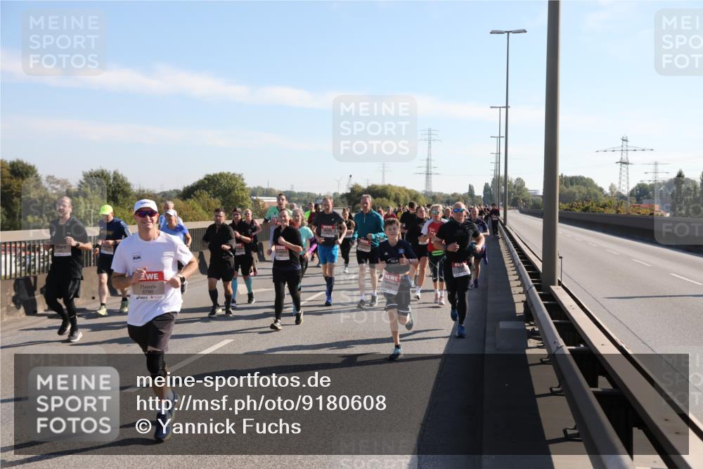 03.10.2025 - Köhlbrandbrückenlauf Yannick Fuchs http://msf.ph/oto/9180608 03.10.2025 11:21:40 Position 3 6790 meine-sportfotos.de