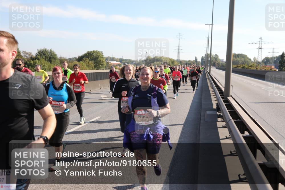 03.10.2025 - Köhlbrandbrückenlauf Yannick Fuchs http://msf.ph/oto/9180655 03.10.2025 11:21:45 Position 3 87, 4701, 516, 4355 meine-sportfotos.de