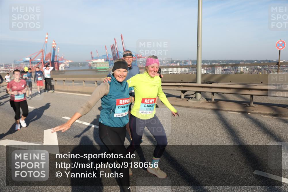 03.10.2025 - Köhlbrandbrückenlauf Yannick Fuchs http://msf.ph/oto/9180656 03.10.2025 08:55:08 Position 2 2296, 2213 meine-sportfotos.de
