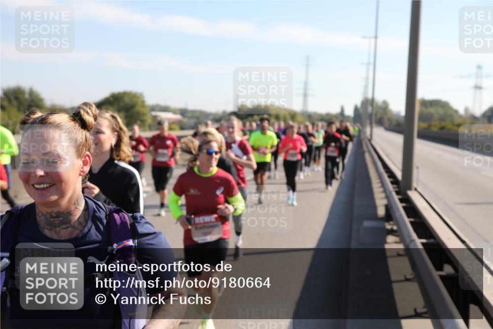 03.10.2025 - Köhlbrandbrückenlauf Yannick Fuchs http://msf.ph/oto/9180664 03.10.2025 11:21:46 Position 3  meine-sportfotos.de