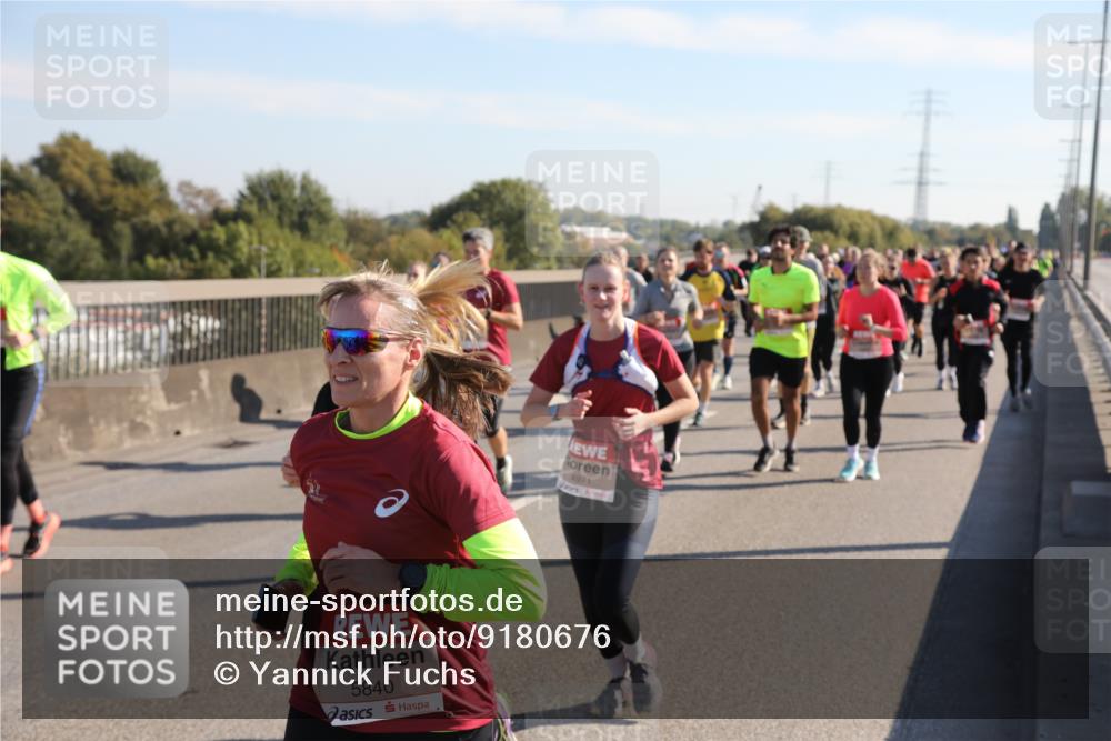 03.10.2025 - Köhlbrandbrückenlauf Yannick Fuchs http://msf.ph/oto/9180676 03.10.2025 11:21:47 Position 3 5840, 4971 meine-sportfotos.de