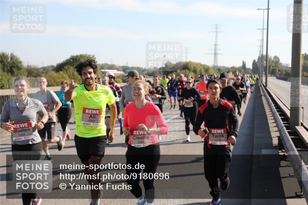 03.10.2025 - Köhlbrandbrückenlauf Yannick Fuchs http://msf.ph/oto/9180696 03.10.2025 11:21:49 Position 3 5868, 5869, 5866, 4736 meine-sportfotos.de