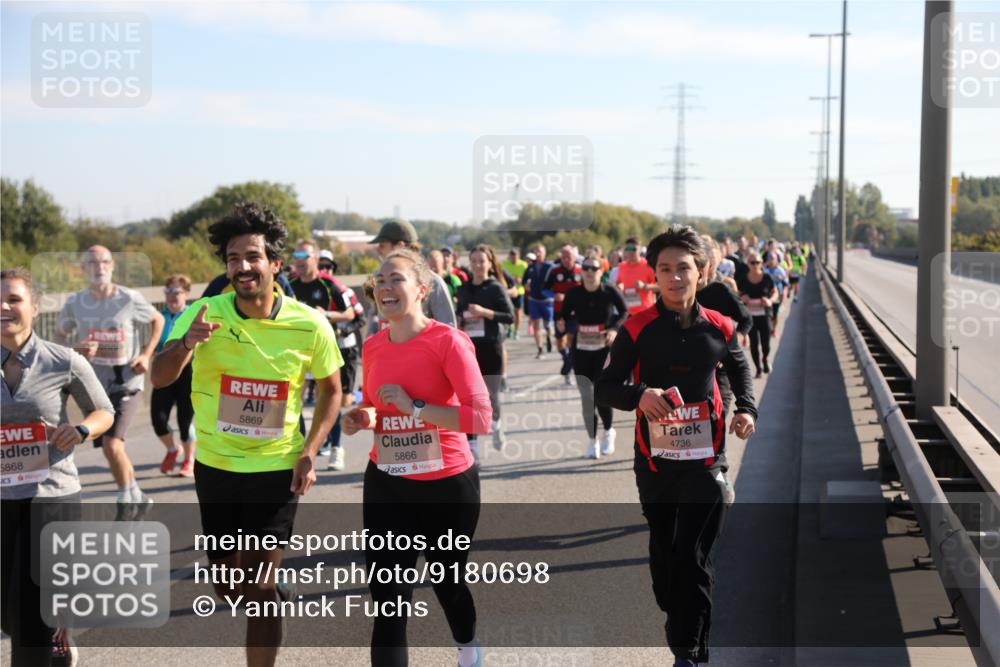 03.10.2025 - Köhlbrandbrückenlauf Yannick Fuchs http://msf.ph/oto/9180698 03.10.2025 11:21:50 Position 3 5868, 5869, 5866, 4736 meine-sportfotos.de