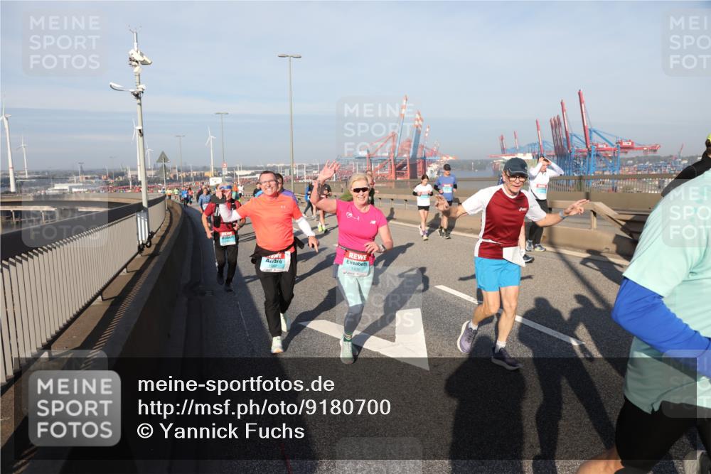 03.10.2025 - Köhlbrandbrückenlauf Yannick Fuchs http://msf.ph/oto/9180700 03.10.2025 08:55:12 Position 2 1436 meine-sportfotos.de