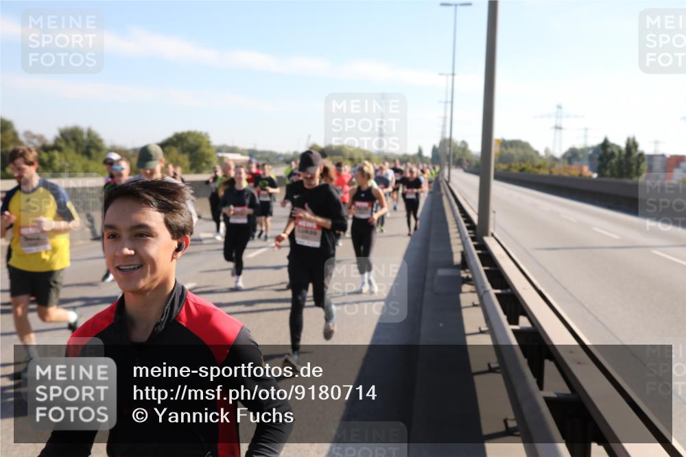03.10.2025 - Köhlbrandbrückenlauf Yannick Fuchs http://msf.ph/oto/9180714 03.10.2025 11:21:51 Position 3  meine-sportfotos.de