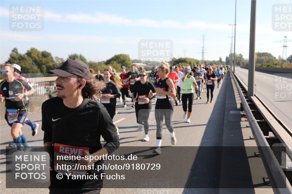 03.10.2025 - Köhlbrandbrückenlauf Yannick Fuchs http://msf.ph/oto/9180729 03.10.2025 11:21:52 Position 3 5087 meine-sportfotos.de