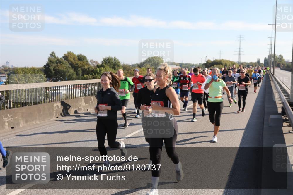 03.10.2025 - Köhlbrandbrückenlauf Yannick Fuchs http://msf.ph/oto/9180737 03.10.2025 11:21:53 Position 3 4489, 4982 meine-sportfotos.de