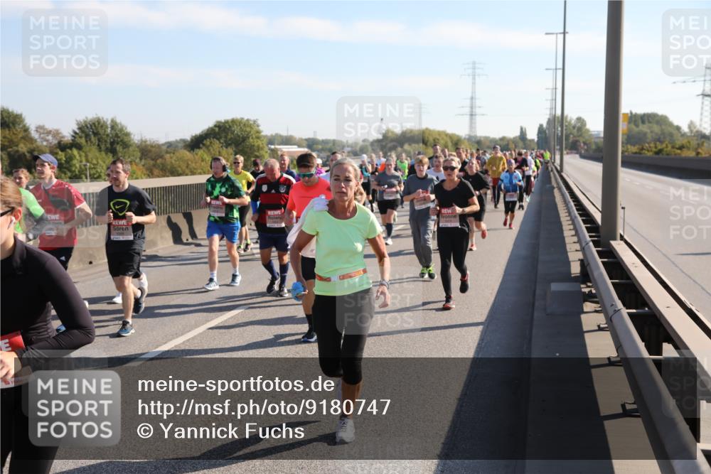 03.10.2025 - Köhlbrandbrückenlauf Yannick Fuchs http://msf.ph/oto/9180747 03.10.2025 11:21:54 Position 3  meine-sportfotos.de