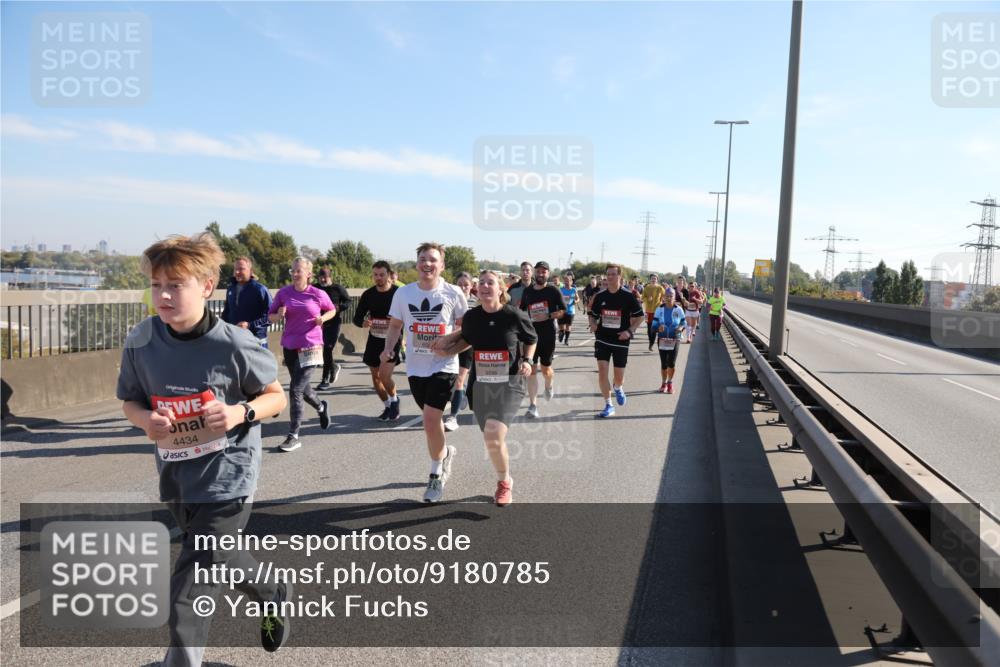 03.10.2025 - Köhlbrandbrückenlauf Yannick Fuchs http://msf.ph/oto/9180785 03.10.2025 11:21:57 Position 3 4434, 65 meine-sportfotos.de