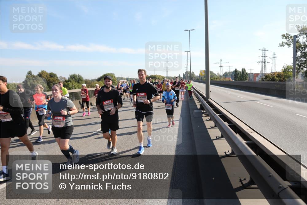 03.10.2025 - Köhlbrandbrückenlauf Yannick Fuchs http://msf.ph/oto/9180802 03.10.2025 11:21:59 Position 3 4934 meine-sportfotos.de