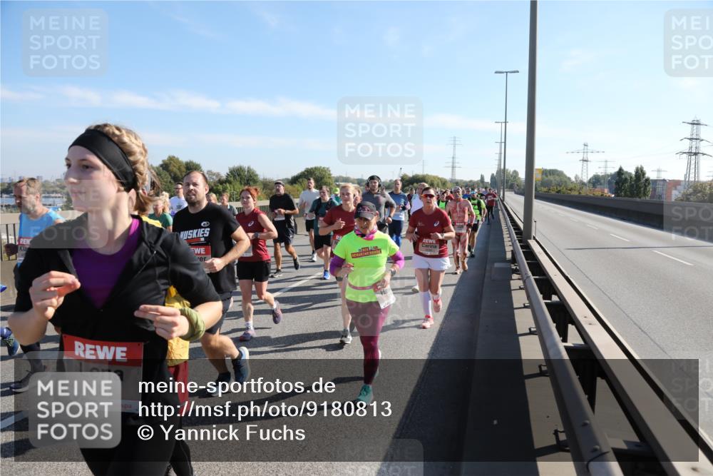 03.10.2025 - Köhlbrandbrückenlauf Yannick Fuchs http://msf.ph/oto/9180813 03.10.2025 11:22:04 Position 3 5125 meine-sportfotos.de