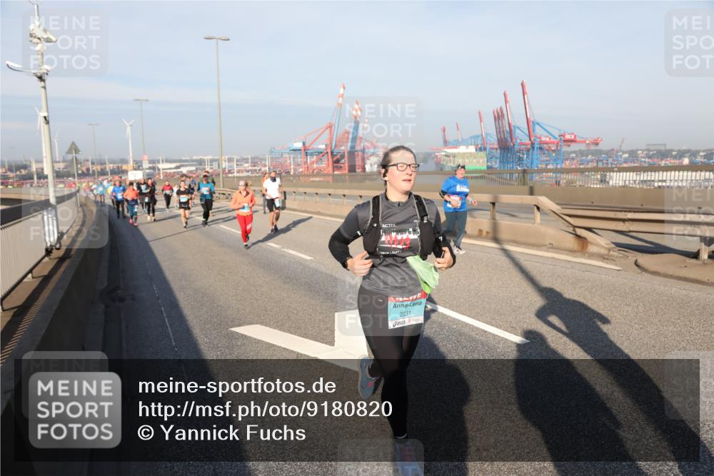 03.10.2025 - Köhlbrandbrückenlauf Yannick Fuchs http://msf.ph/oto/9180820 03.10.2025 08:55:24 Position 2 2031 meine-sportfotos.de