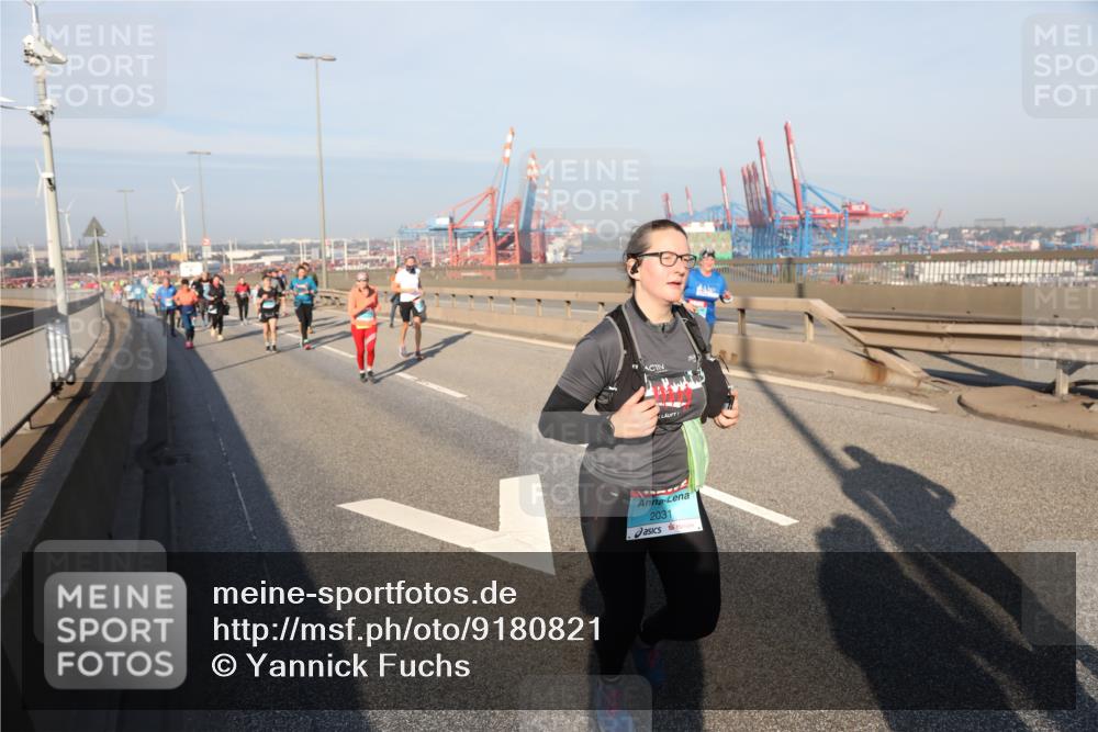 03.10.2025 - Köhlbrandbrückenlauf Yannick Fuchs http://msf.ph/oto/9180821 03.10.2025 08:55:24 Position 2 2031 meine-sportfotos.de