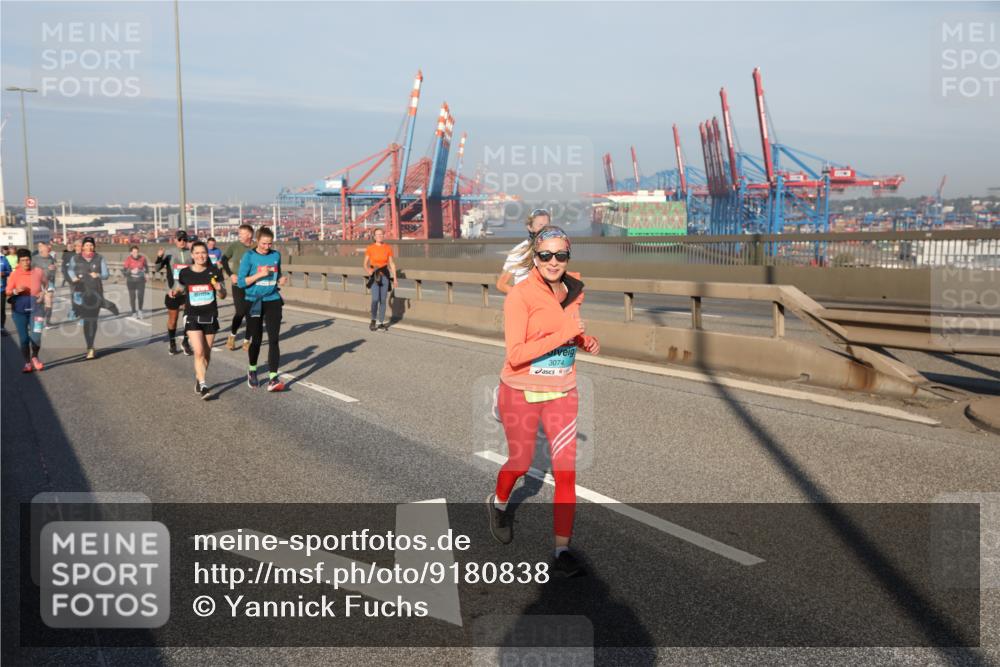 03.10.2025 - Köhlbrandbrückenlauf Yannick Fuchs http://msf.ph/oto/9180838 03.10.2025 08:55:27 Position 2 3074 meine-sportfotos.de