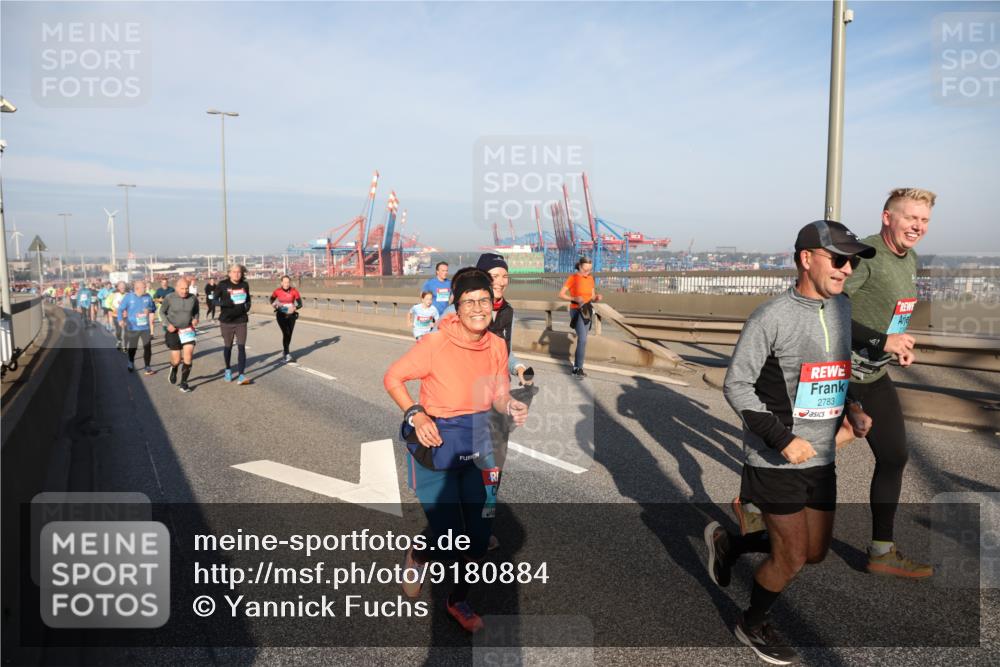 03.10.2025 - Köhlbrandbrückenlauf Yannick Fuchs http://msf.ph/oto/9180884 03.10.2025 08:55:33 Position 2 2783 meine-sportfotos.de