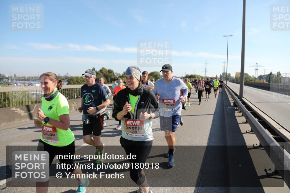 03.10.2025 - Köhlbrandbrückenlauf Yannick Fuchs http://msf.ph/oto/9180918 03.10.2025 11:22:14 Position 3 4844, 361, 4729, 5282 meine-sportfotos.de