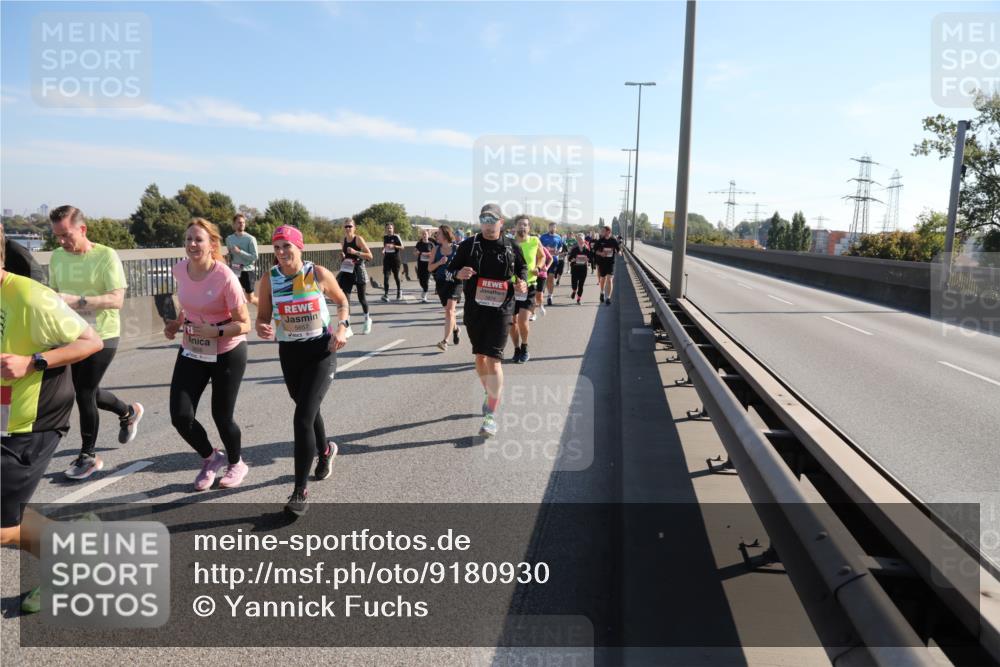03.10.2025 - Köhlbrandbrückenlauf Yannick Fuchs http://msf.ph/oto/9180930 03.10.2025 11:22:17 Position 3 5657 meine-sportfotos.de