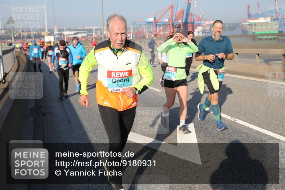 03.10.2025 - Köhlbrandbrückenlauf Yannick Fuchs http://msf.ph/oto/9180931 03.10.2025 08:55:40 Position 2 2004, 1726 meine-sportfotos.de