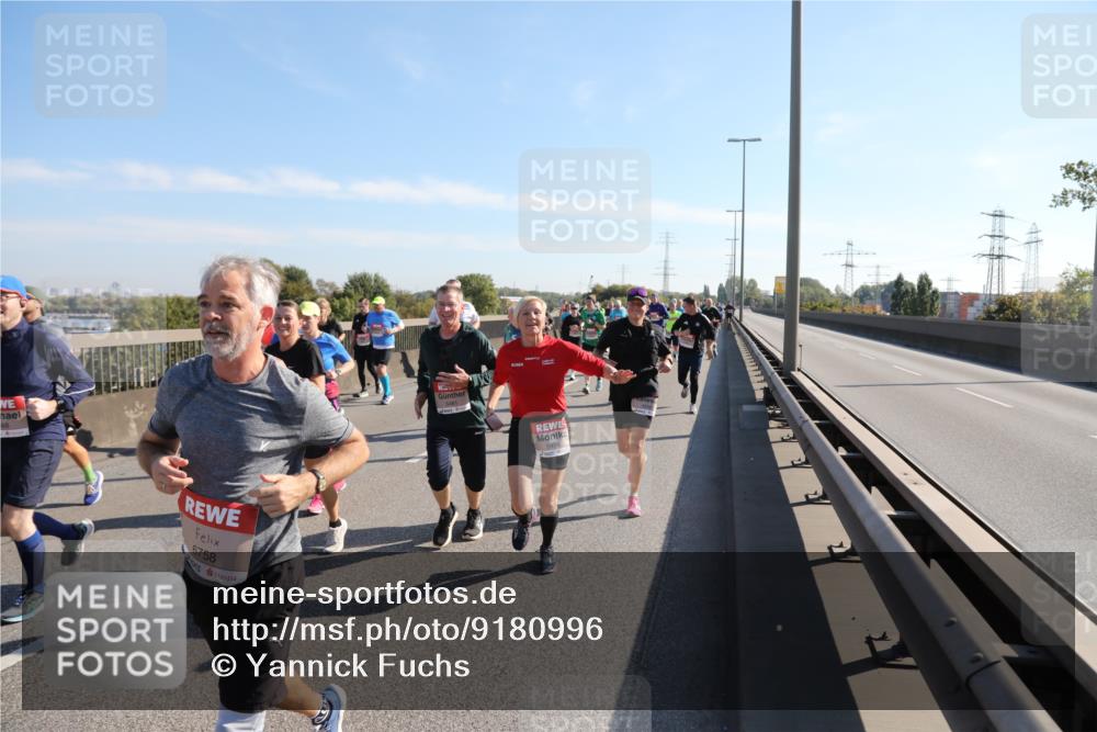 03.10.2025 - Köhlbrandbrückenlauf Yannick Fuchs http://msf.ph/oto/9180996 03.10.2025 11:22:23 Position 3 6758, 5481 meine-sportfotos.de