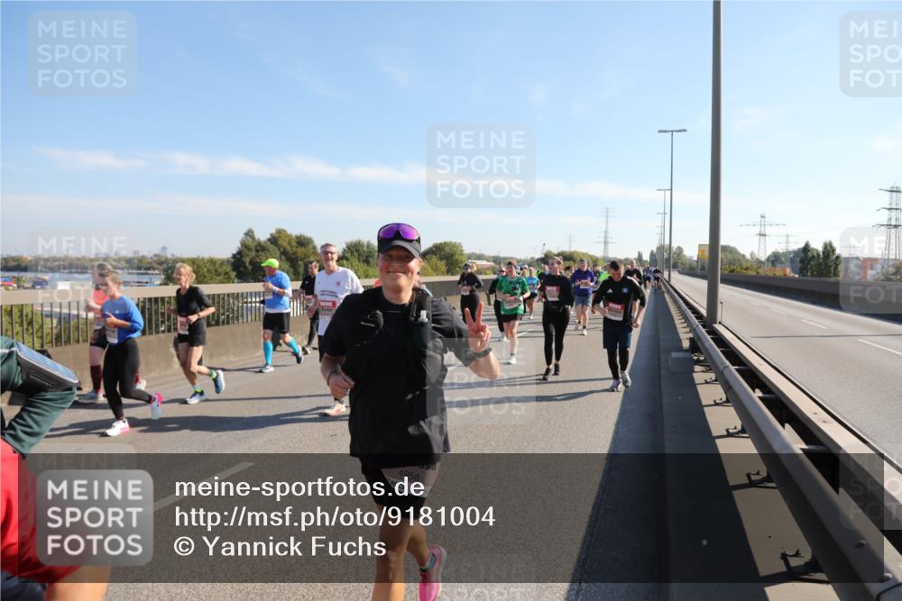 03.10.2025 - Köhlbrandbrückenlauf Yannick Fuchs http://msf.ph/oto/9181004 03.10.2025 11:22:25 Position 3 4958 meine-sportfotos.de