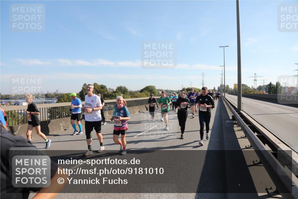 03.10.2025 - Köhlbrandbrückenlauf Yannick Fuchs http://msf.ph/oto/9181010 03.10.2025 11:22:25 Position 3  meine-sportfotos.de