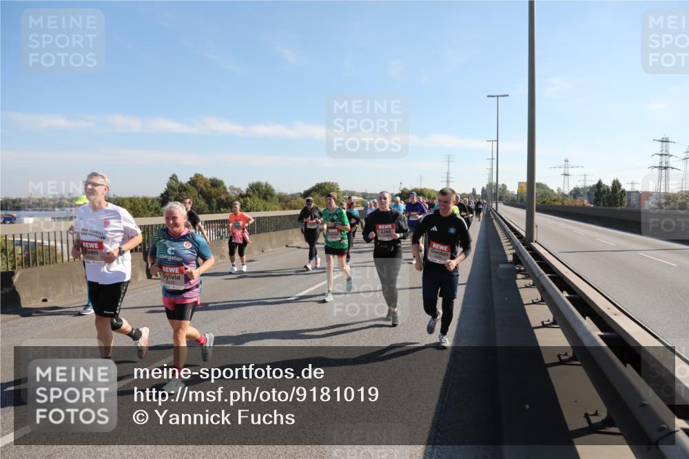 03.10.2025 - Köhlbrandbrückenlauf Yannick Fuchs http://msf.ph/oto/9181019 03.10.2025 11:22:26 Position 3 6242 meine-sportfotos.de