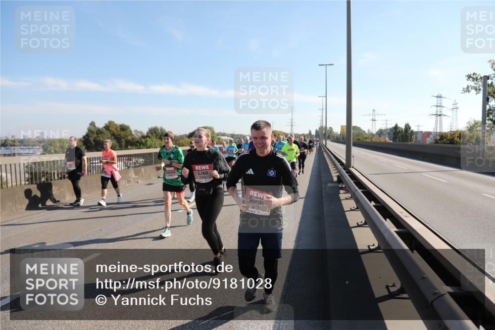 03.10.2025 - Köhlbrandbrückenlauf Yannick Fuchs http://msf.ph/oto/9181028 03.10.2025 11:22:27 Position 3 5290, 5256 meine-sportfotos.de