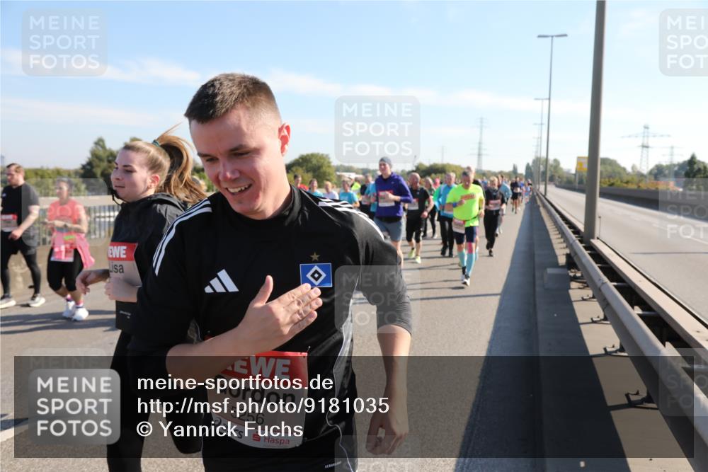 03.10.2025 - Köhlbrandbrückenlauf Yannick Fuchs http://msf.ph/oto/9181035 03.10.2025 11:22:27 Position 3 5256 meine-sportfotos.de