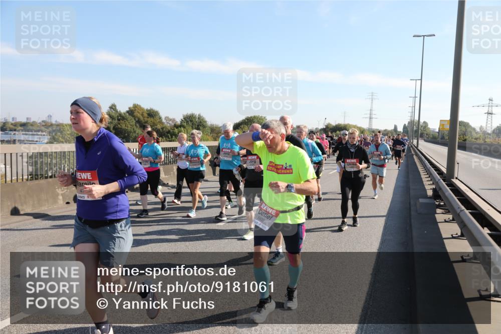 03.10.2025 - Köhlbrandbrückenlauf Yannick Fuchs http://msf.ph/oto/9181061 03.10.2025 11:22:30 Position 3 1, 5933 meine-sportfotos.de