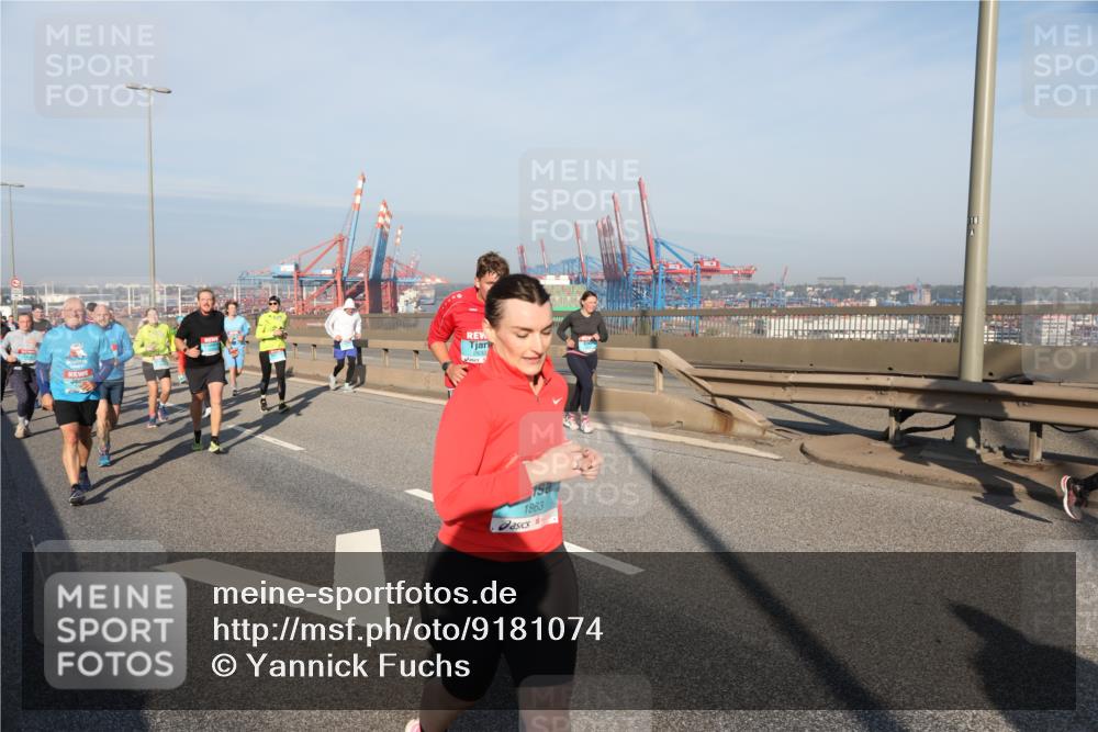 03.10.2025 - Köhlbrandbrückenlauf Yannick Fuchs http://msf.ph/oto/9181074 03.10.2025 08:56:01 Position 2 1863 meine-sportfotos.de