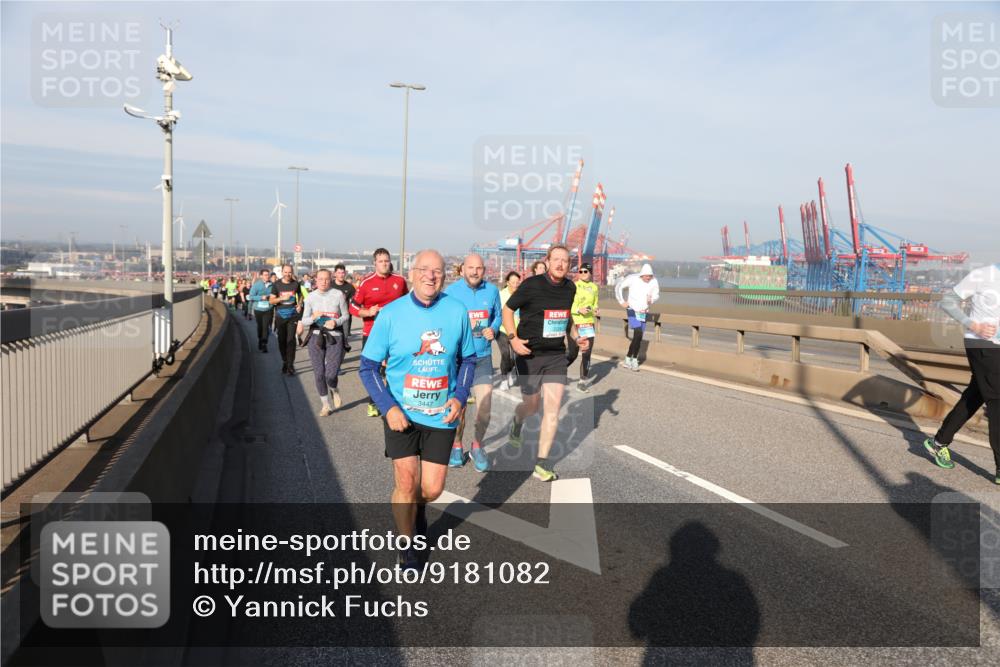 03.10.2025 - Köhlbrandbrückenlauf Yannick Fuchs http://msf.ph/oto/9181082 03.10.2025 08:56:02 Position 2 3447 meine-sportfotos.de