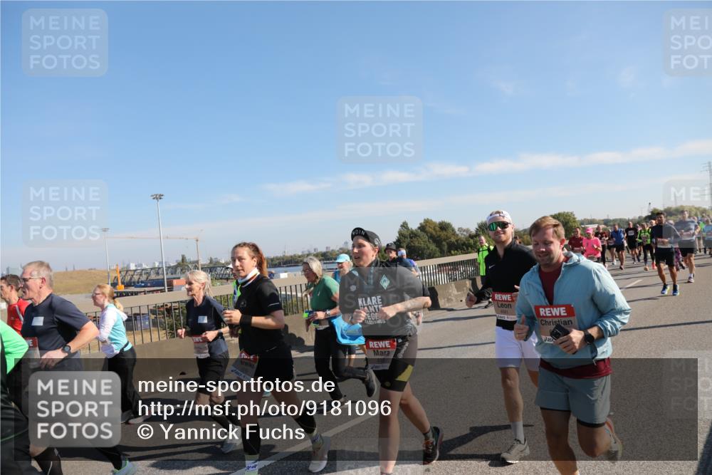 03.10.2025 - Köhlbrandbrückenlauf Yannick Fuchs http://msf.ph/oto/9181096 03.10.2025 11:22:33 Position 3 612, 4581 meine-sportfotos.de