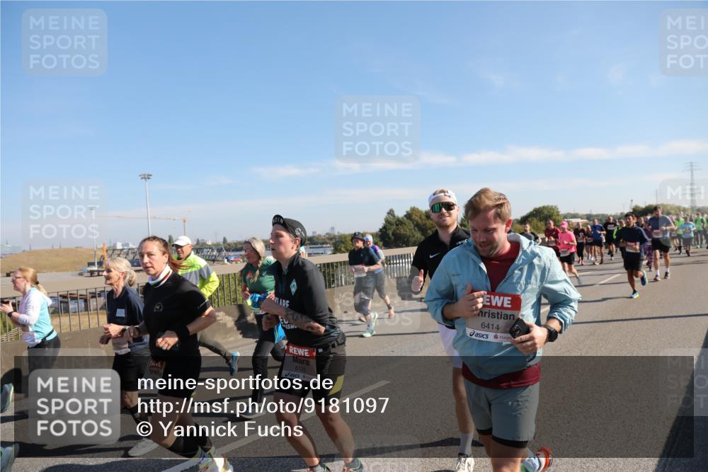 03.10.2025 - Köhlbrandbrückenlauf Yannick Fuchs http://msf.ph/oto/9181097 03.10.2025 11:22:33 Position 3 6126, 6414 meine-sportfotos.de