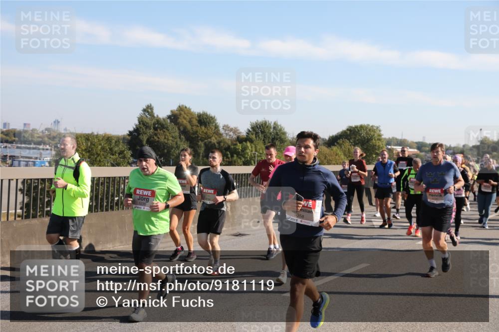 03.10.2025 - Köhlbrandbrückenlauf Yannick Fuchs http://msf.ph/oto/9181119 03.10.2025 11:22:35 Position 3 5235, 5358 meine-sportfotos.de