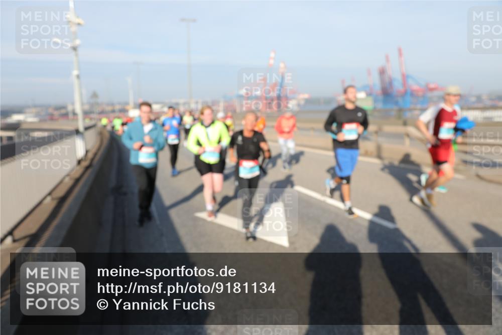 03.10.2025 - Köhlbrandbrückenlauf Yannick Fuchs http://msf.ph/oto/9181134 03.10.2025 08:56:09 Position 2  meine-sportfotos.de