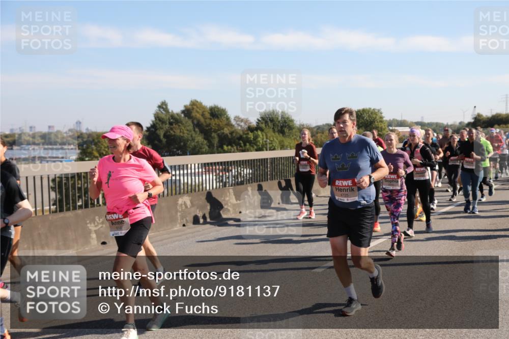 03.10.2025 - Köhlbrandbrückenlauf Yannick Fuchs http://msf.ph/oto/9181137 03.10.2025 11:22:36 Position 3 6147, 4725 meine-sportfotos.de