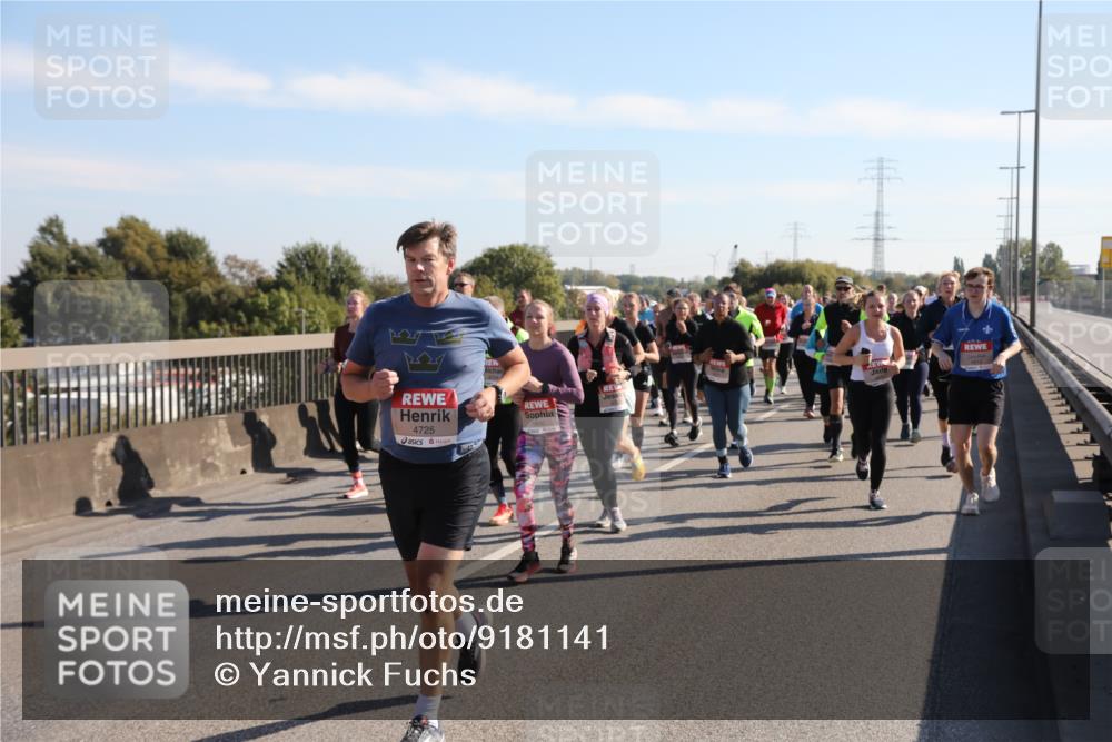 03.10.2025 - Köhlbrandbrückenlauf Yannick Fuchs http://msf.ph/oto/9181141 03.10.2025 11:22:37 Position 3 4725 meine-sportfotos.de