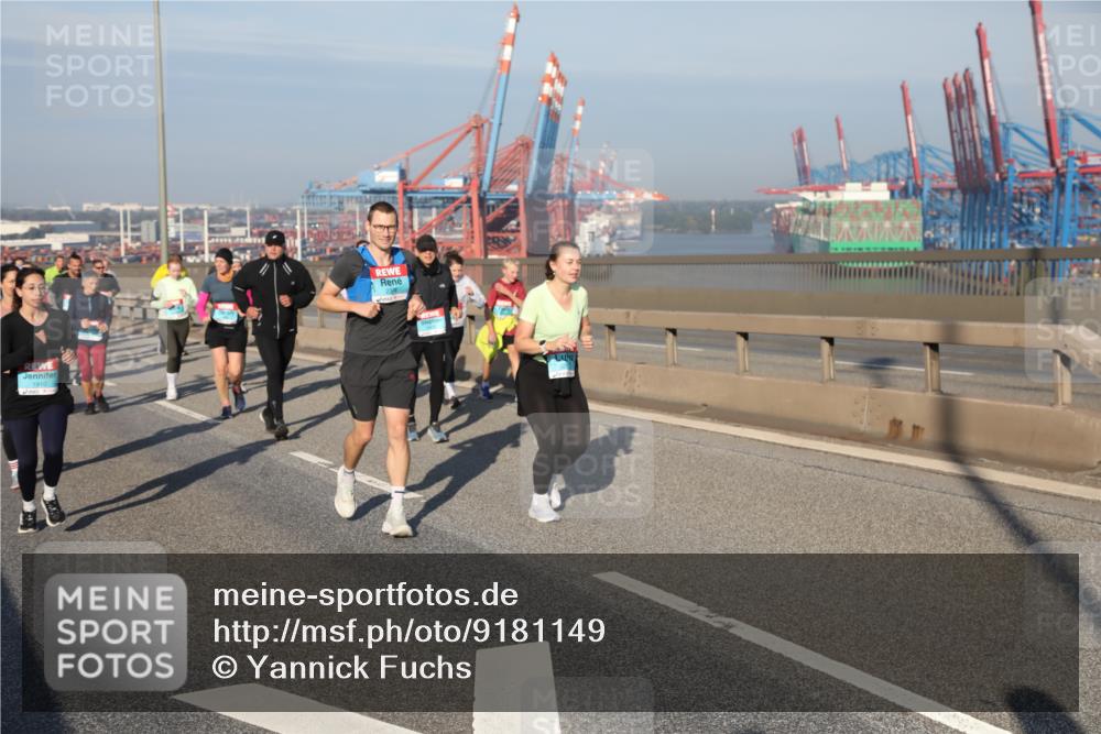 03.10.2025 - Köhlbrandbrückenlauf Yannick Fuchs http://msf.ph/oto/9181149 03.10.2025 08:56:13 Position 2  meine-sportfotos.de
