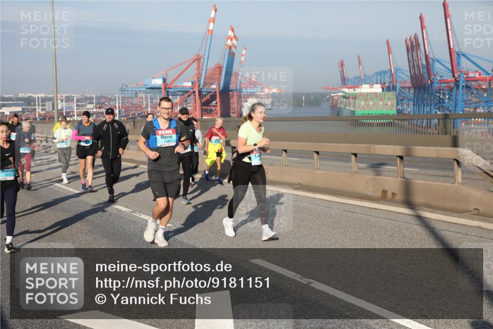 03.10.2025 - Köhlbrandbrückenlauf Yannick Fuchs http://msf.ph/oto/9181151 03.10.2025 08:56:13 Position 2 1910 meine-sportfotos.de