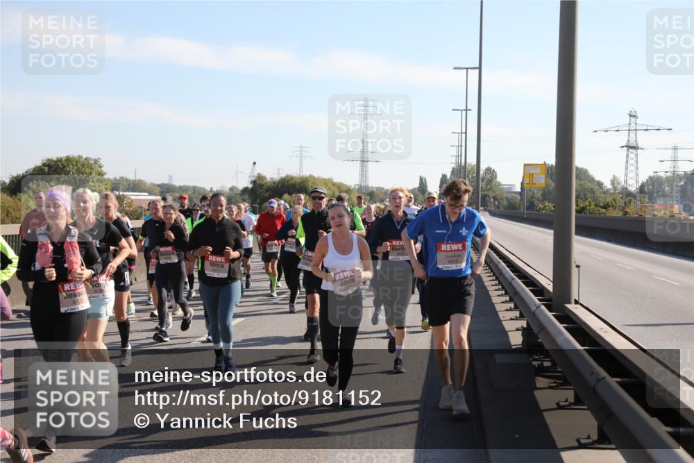 03.10.2025 - Köhlbrandbrückenlauf Yannick Fuchs http://msf.ph/oto/9181152 03.10.2025 11:22:37 Position 3 6186, 4702, 6812 meine-sportfotos.de