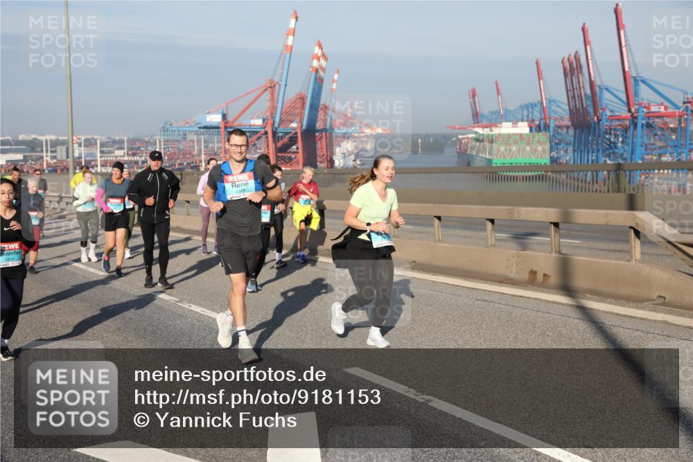 03.10.2025 - Köhlbrandbrückenlauf Yannick Fuchs http://msf.ph/oto/9181153 03.10.2025 08:56:13 Position 2 2374 meine-sportfotos.de