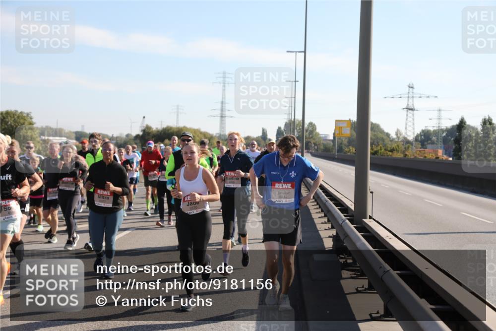 03.10.2025 - Köhlbrandbrückenlauf Yannick Fuchs http://msf.ph/oto/9181156 03.10.2025 11:22:38 Position 3 6186, 5377, 5570, 6812 meine-sportfotos.de