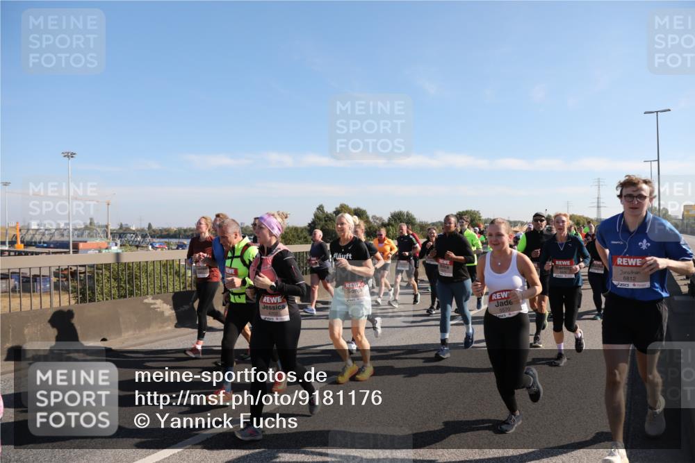 03.10.2025 - Köhlbrandbrückenlauf Yannick Fuchs http://msf.ph/oto/9181176 03.10.2025 11:22:39 Position 3 5570, 6812 meine-sportfotos.de