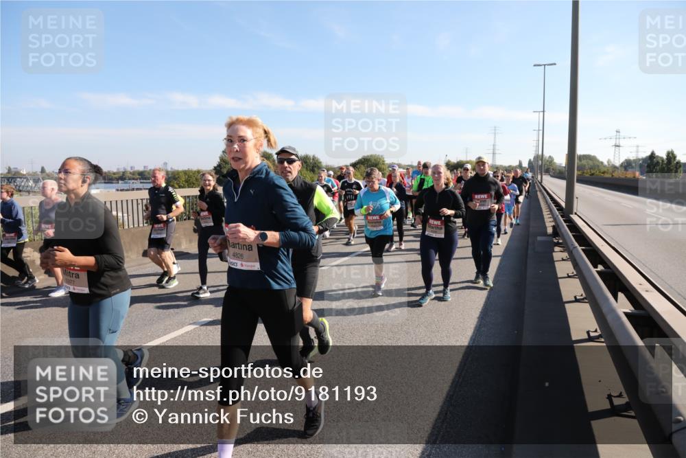 03.10.2025 - Köhlbrandbrückenlauf Yannick Fuchs http://msf.ph/oto/9181193 03.10.2025 11:22:41 Position 3 5377, 4826 meine-sportfotos.de