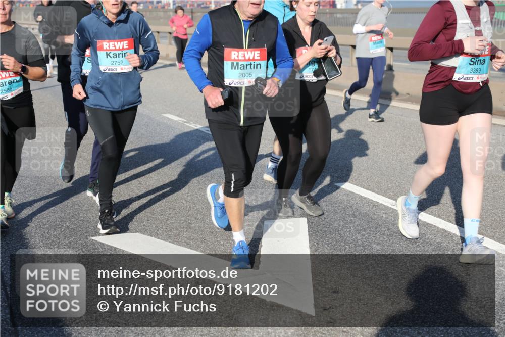 03.10.2025 - Köhlbrandbrückenlauf Yannick Fuchs http://msf.ph/oto/9181202 03.10.2025 08:56:24 Position 2 2586, 2752, 174, 2005, 3389 meine-sportfotos.de
